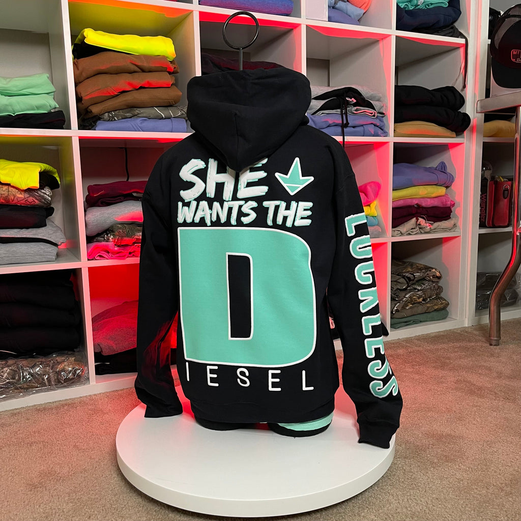 Sie will den Diesel-Hoodie