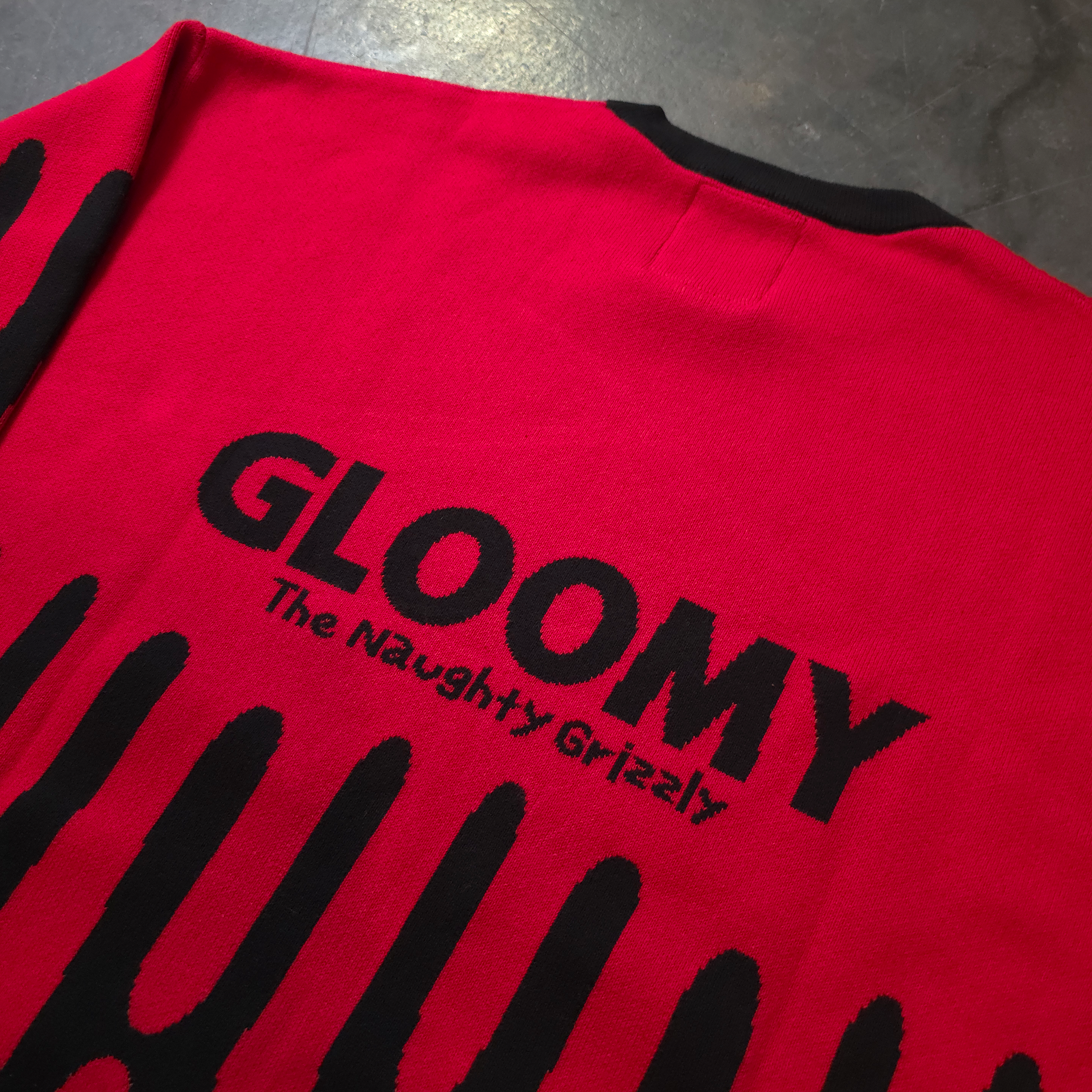 Gloomy Drip Strickpullover